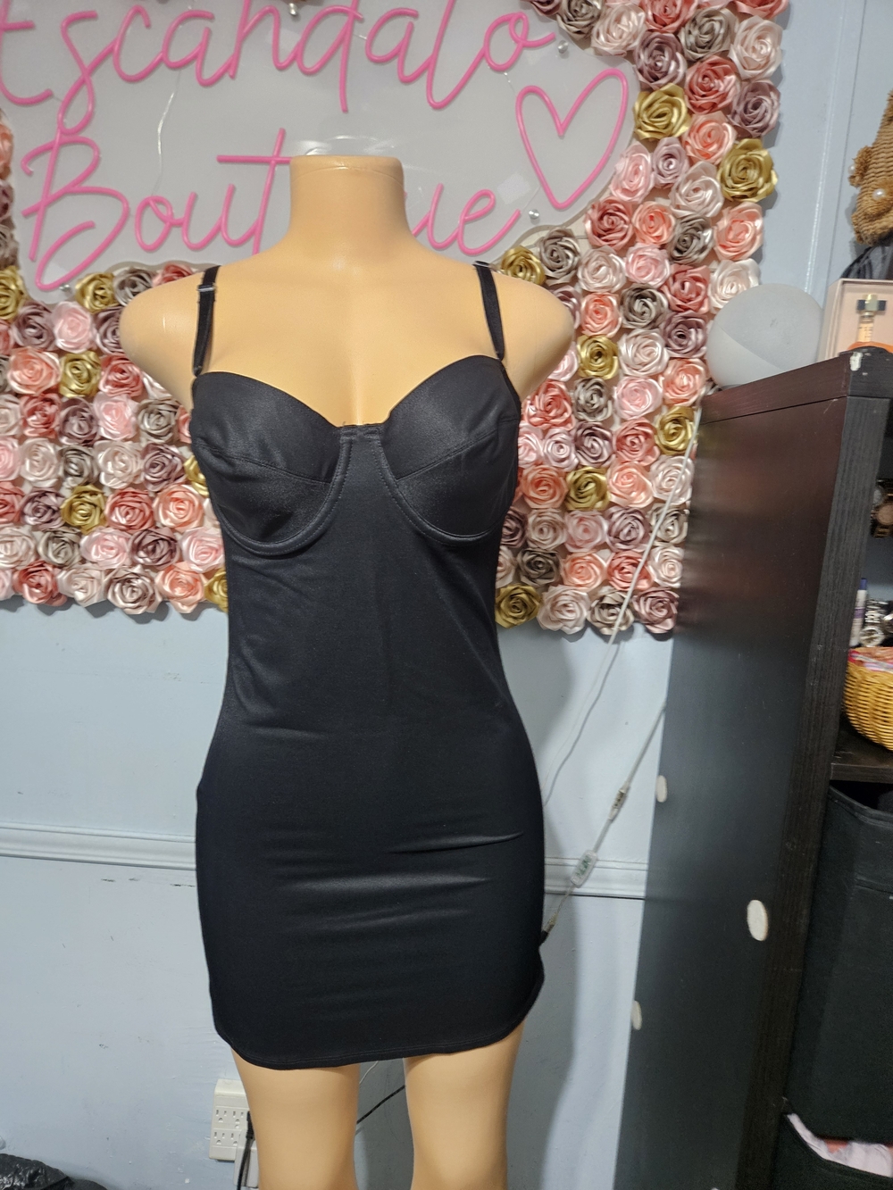 Nancy Ganz Sleek Black Underwire Chemise with Adjustable Straps